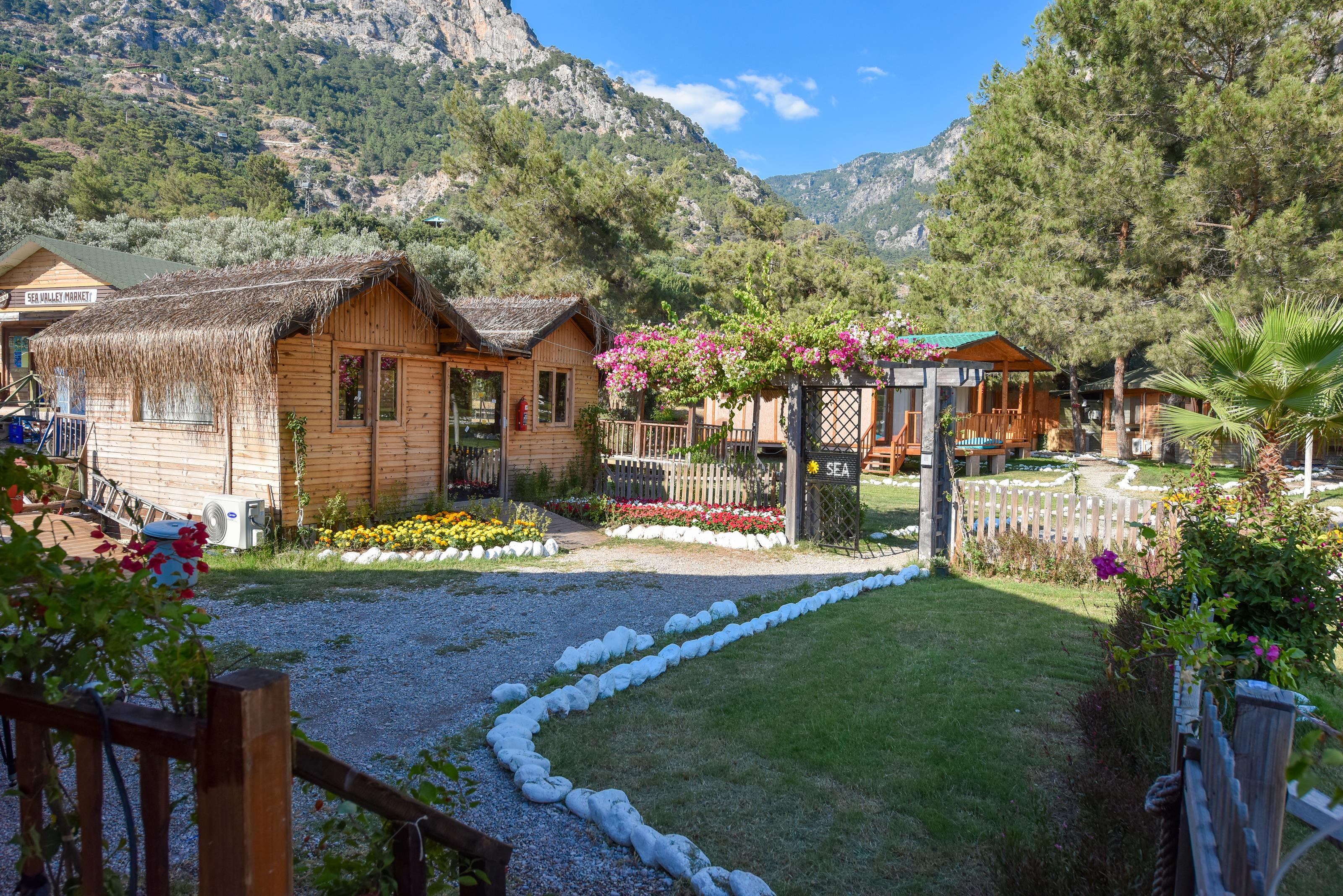 Sea Valley Lodge Faralya Exterior photo
